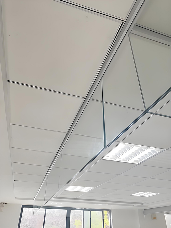 伊吾玻璃伊吾挡烟垂壁