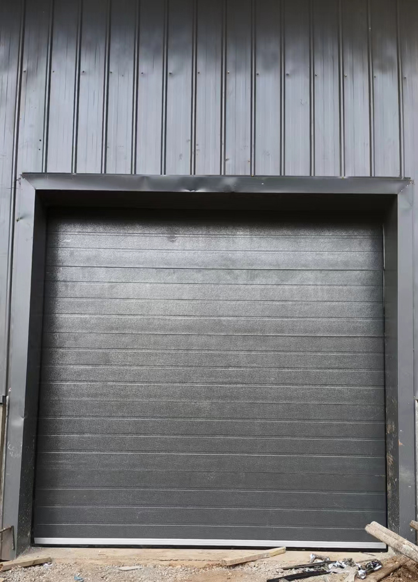 伊吾车库门 伊吾车库门