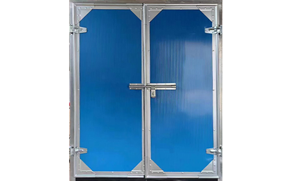 伊吾工业平开门