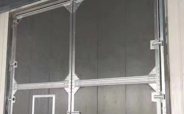 伊吾兰州厂房伊吾工业门选购与使用指南：打造高效安全的生产环境