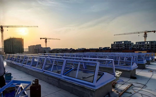 消防伊吾排烟窗工作原理