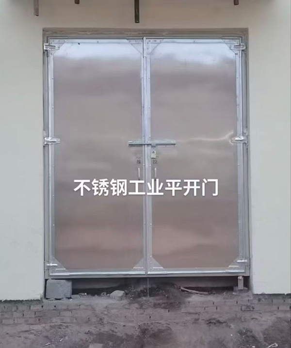 不锈钢伊吾工业平开门在现代工业场景中的应用实践