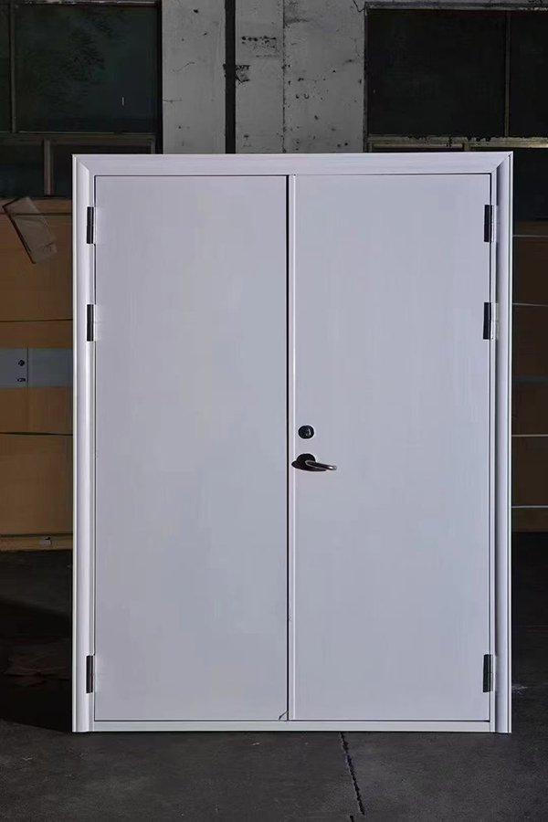 酒店项目完成公共区域伊吾防火门布设